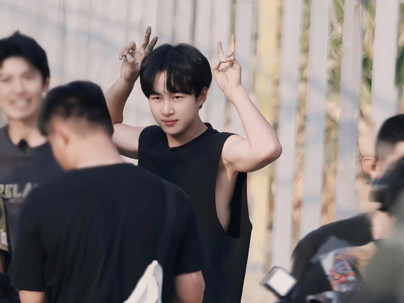 细腻生长的微光：我眼中的卓沅