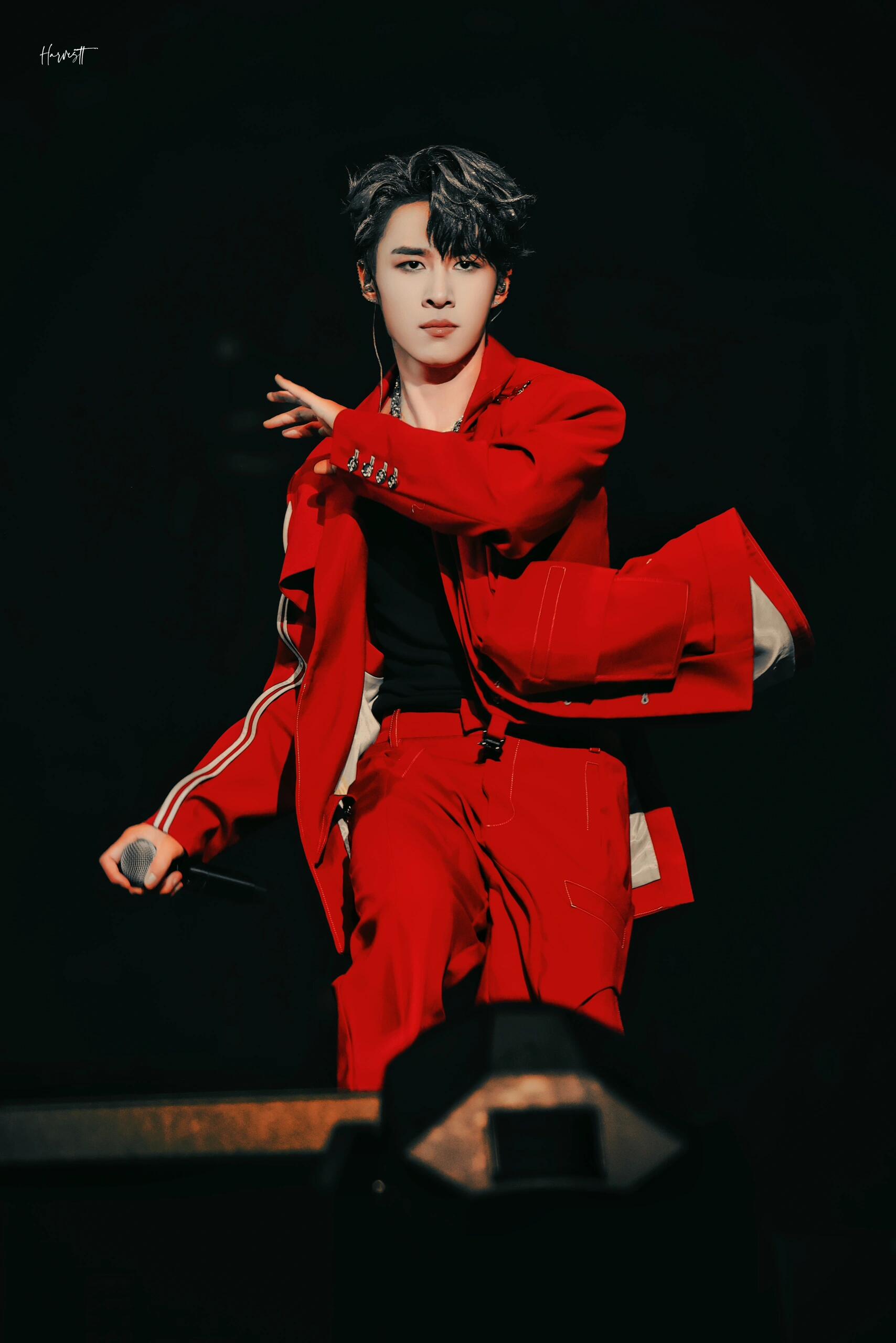 青芽凝韧，柔水深耕：我眼中的卓沅