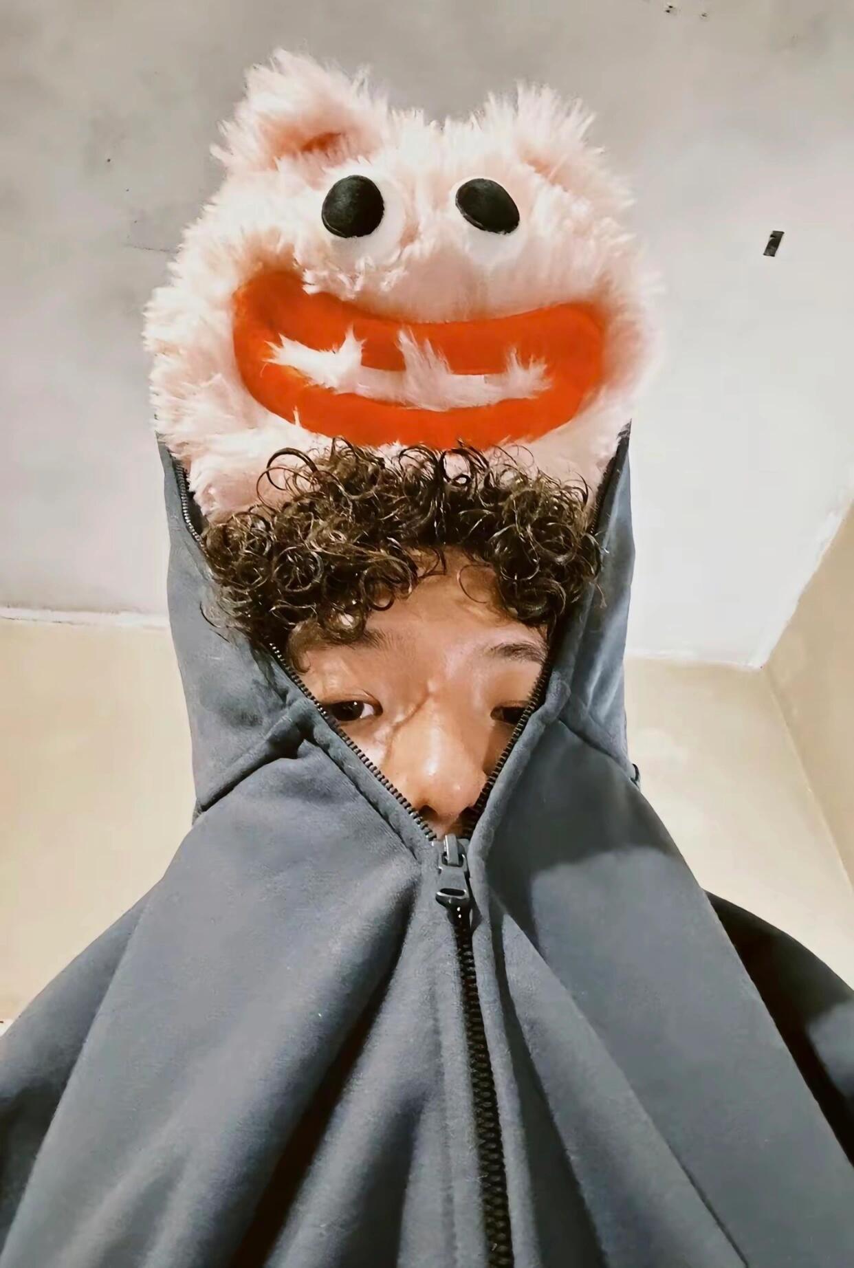 稚芽破土生，少年踏光行：我眼中的王一珩