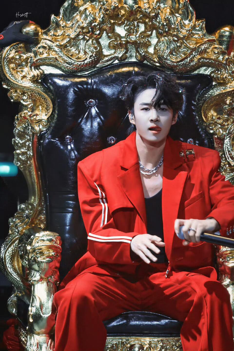 青芽衔露生，柔心耕浅夏：我眼中的卓沅