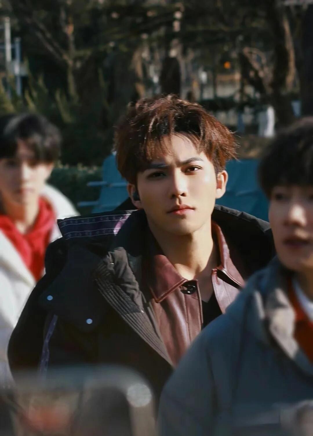 犁铧耕沃土，匠心藏温柔...