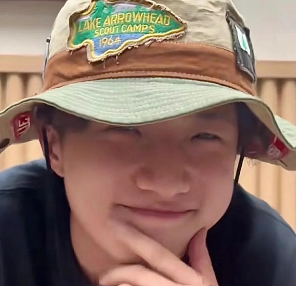 十个勤天拥有九个哥哥“宠爱”的老幺